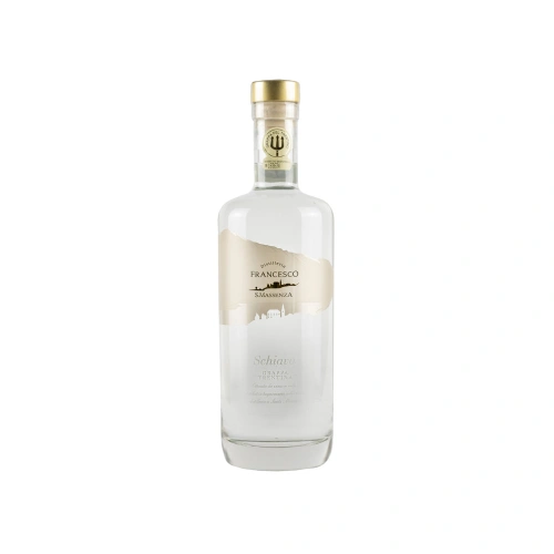 Vernatsch-Grappa aus der Francesco-Brennerei: Ein sanftes Trentino-Destillat